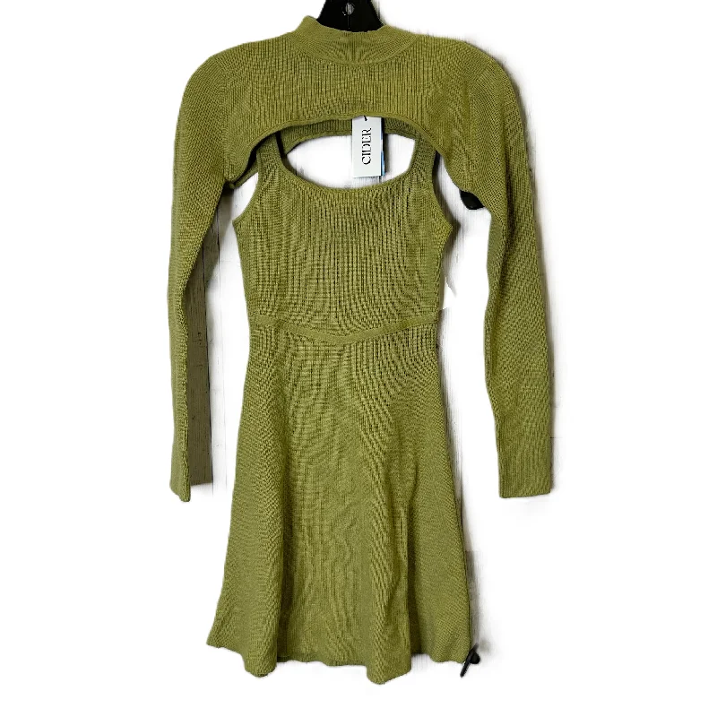 Dress Casual Short By Cider In Green, Size: S