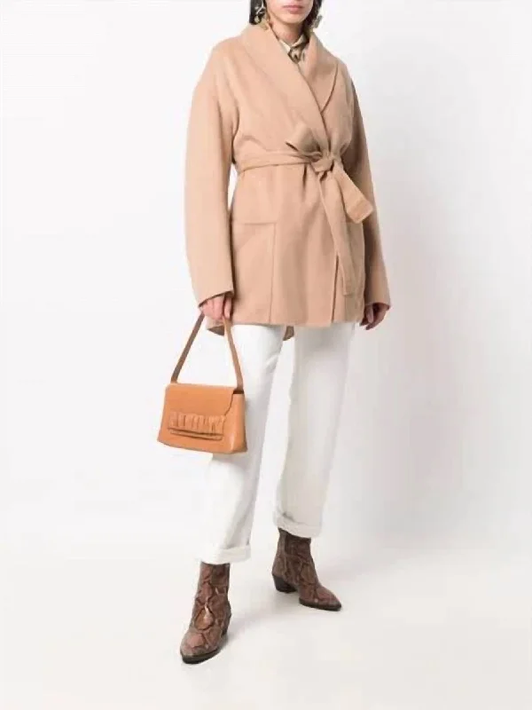 Silhouettes Coat In Soft Camel